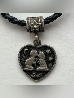 4/$25❤️Vintage Disney lover metal pendant only